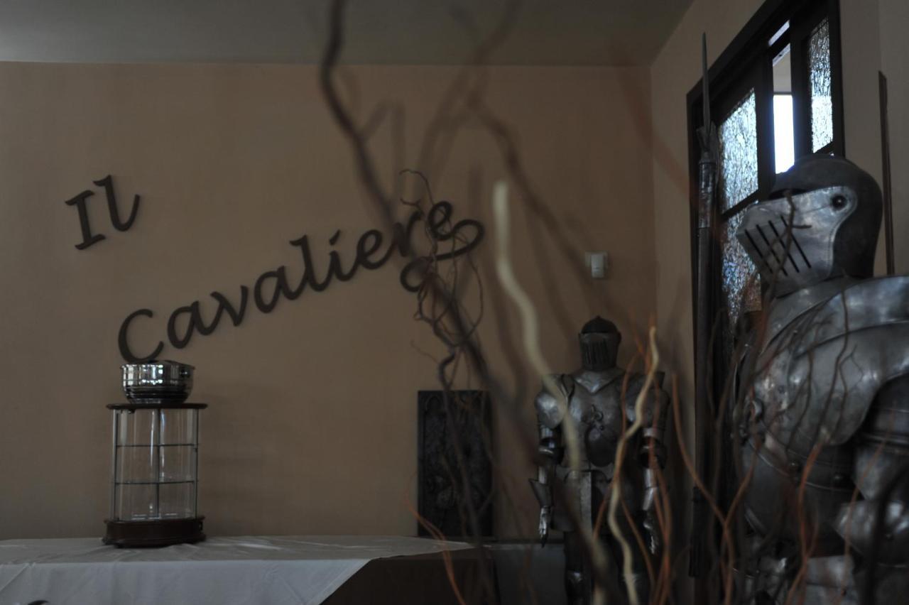 Hotel Il Cavaliere Sarno Bagian luar foto